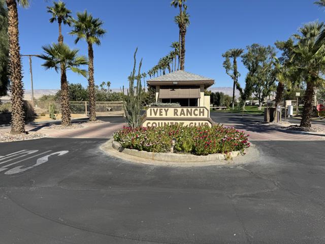 35453 Canteen, Thousand Palms CA: https://media.crmls.org/mediaz/07db594c-2f58-4651-98f4-a7cdf17aadd2.jpg