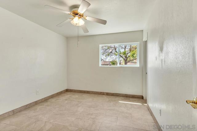 9548 Abbeyfield Rd, Santee CA: https://media.crmls.org/mediaz/07dde683-1ccd-4a64-8572-210fce309f4b.jpg