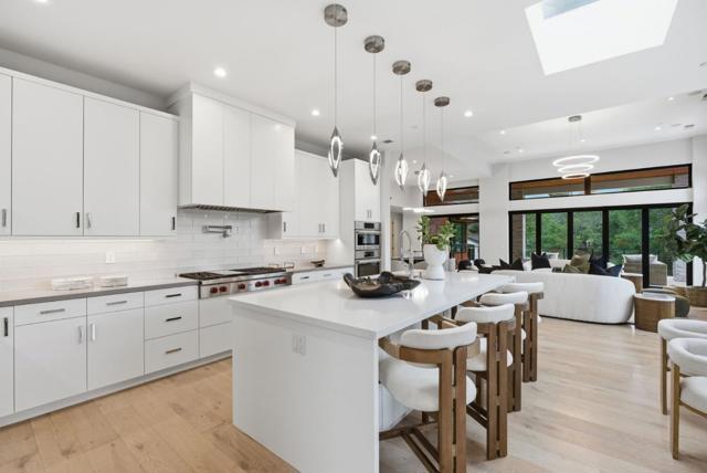 1669 Whitham Avenue, Los Altos CA: https://media.crmls.org/mediaz/07de85b0-760b-49ce-8e26-91184b62a6ef.jpg