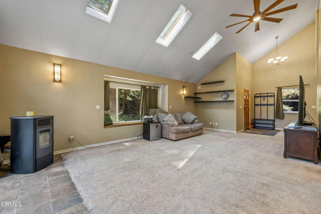 Detail Gallery Image 7 of 28 For 31780 Highway 20, Fort Bragg,  CA 95437 - 3 Beds | 2/1 Baths