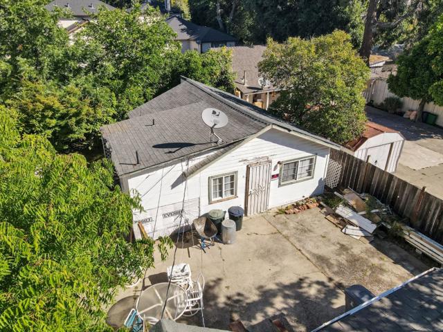 65 E 2nd Street, Morgan Hill CA: https://media.crmls.org/mediaz/07df276c-b40c-4686-b8d9-26b2b7529905.jpg