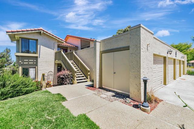 8377 Riesling Way, San Jose CA: https://media.crmls.org/mediaz/07dfc824-68bc-4f6f-80f0-bd0d54c99b99.jpg