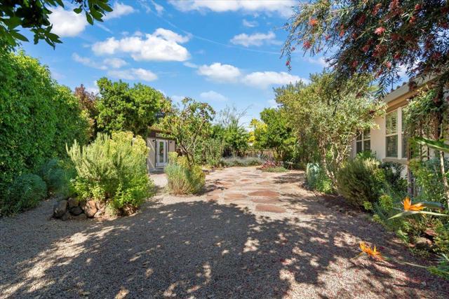 17370 Cesena Court, Morgan Hill CA: https://media.crmls.org/mediaz/07e0204a-c729-49f9-b543-47832be6df10.jpg