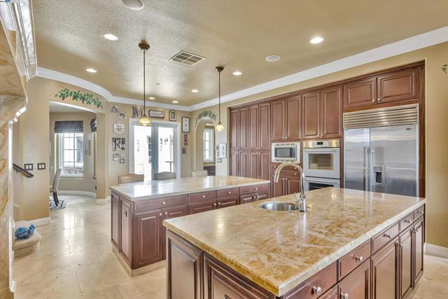 Image 4 of 48 For 4506 Lilac Ridge Rd