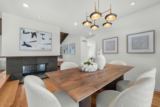 1405 Cedar Place, Los Altos CA: https://media.crmls.org/mediaz/07e10abf-10f7-4875-bde7-9d5bc2e29b27.jpg