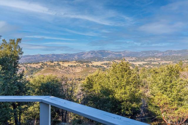 3306 Oak Grove, Julian CA: https://media.crmls.org/mediaz/07e220be-3db9-4697-bfac-19a2e8e5017d.jpg