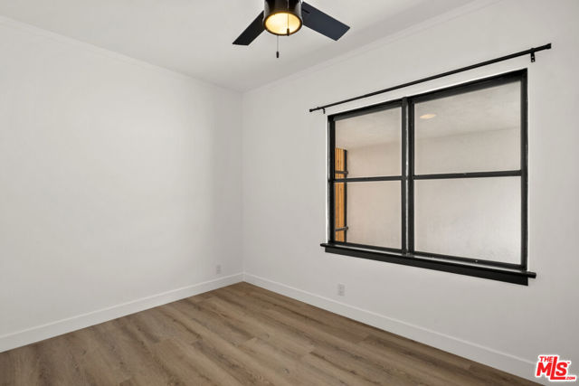 4723 Beverly Boulevard, Los Angeles CA: https://media.crmls.org/mediaz/07e225d6-2df1-42f3-ba26-a0421c7050d9.jpg