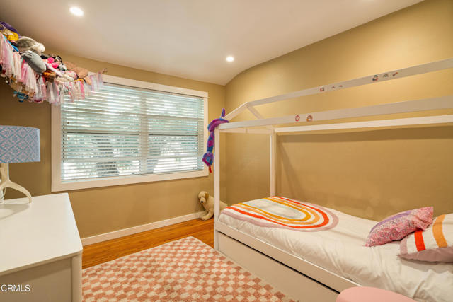 379 Rancho Drive, Ventura CA: https://media.crmls.org/mediaz/07e2896c-edf2-47b8-bb57-1f2c7576f20d.jpg