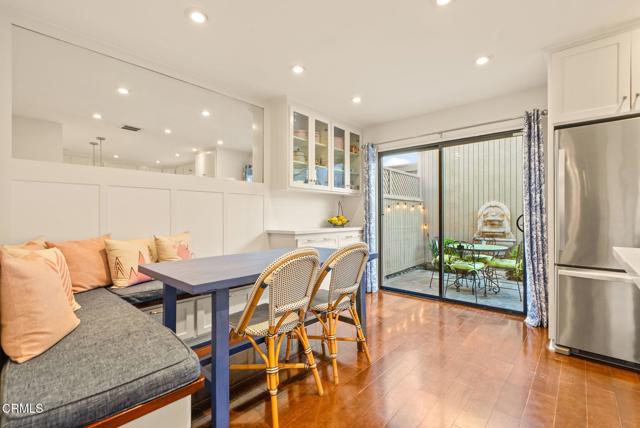 Detail Gallery Image 9 of 30 For 423 W Walnut St, Pasadena,  CA 91103 - 3 Beds | 2/1 Baths