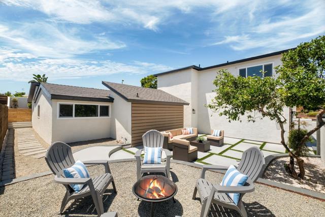 Detail Gallery Image 7 of 41 For 2434 Moonstone Dr, San Diego,  CA 92123 - 4 Beds | 3 Baths