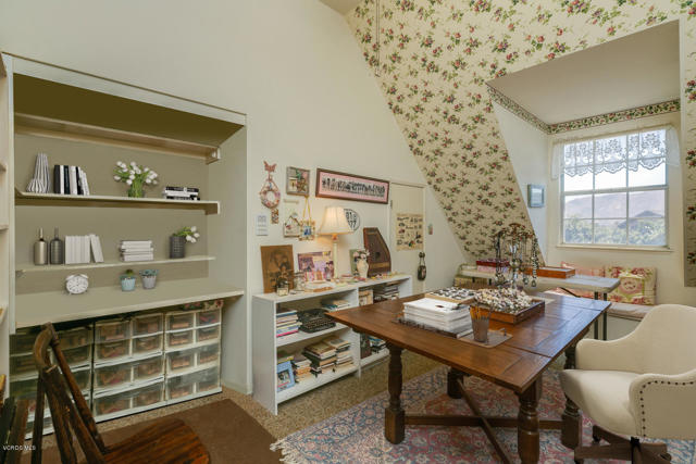 1480 Magnolia Drive, Santa Paula CA: https://media.crmls.org/mediaz/07e4207b-9e39-43f0-8990-874edf2d9d86.jpg