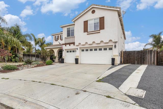 130 Ridge Crest Court, Oakley CA: https://media.crmls.org/mediaz/07e5d0eb-97fb-4910-b92d-26ff3f62e139.jpg