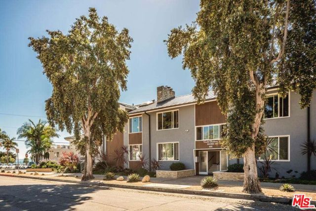 Image 11 of 74 For 440 Corona Del Mar