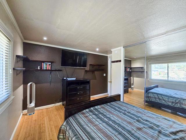 Image 19 of 40 For 1582 Fall Avenue