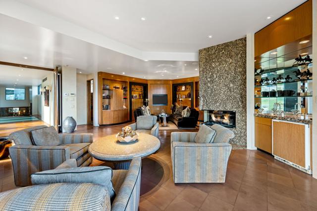 79235 Tom Fazio N Lane, La Quinta CA: https://media.crmls.org/mediaz/07e82d6c-ea5d-428f-be86-f566391d0229.jpg