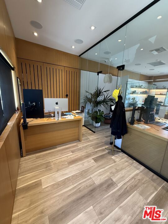  Commercial for Sale in Los Angeles, California