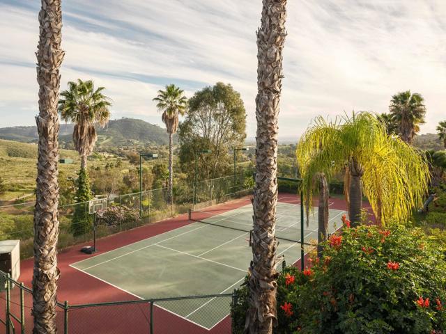 Detail Gallery Image 36 of 46 For 20780 Fortuna Del Norte, Escondido,  CA 92029 - 8 Beds | 6 Baths