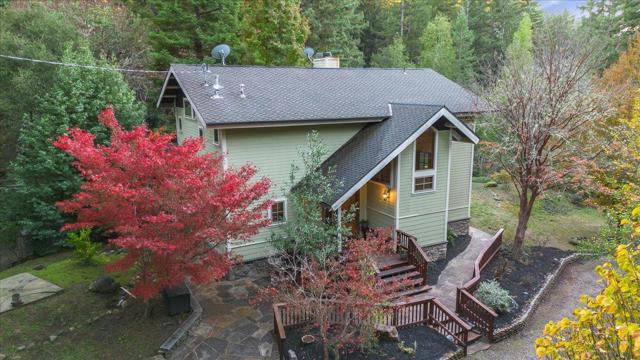 17710 Bear Creek Road, Boulder Creek CA: https://media.crmls.org/mediaz/07ea2772-6f2e-45fc-ba32-83f2ff9d97ac.jpg