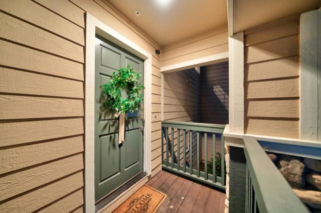 1910 Beaufort Terrace, San Jose CA: https://media.crmls.org/mediaz/07ed19c9-2ecd-4731-8d53-ab8d48574292.jpg
