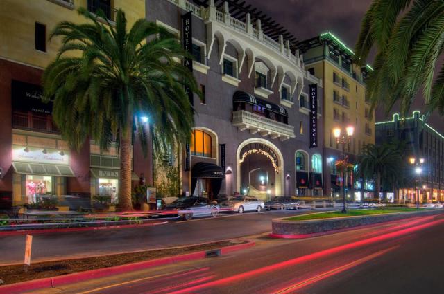 333 Santana Row, San Jose CA: https://media.crmls.org/mediaz/07ed3821-b990-462f-8b04-626f726c8202.jpg