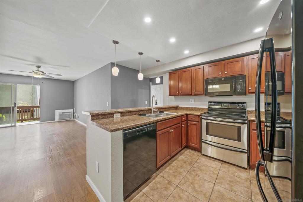 6131 Rancho Mission Rd - photo 2