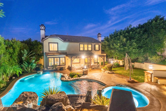 551 Rustic Hills Drive, Simi Valley CA: https://media.crmls.org/mediaz/07edd1de-fd0f-4eee-92c3-946b900c7913.jpg