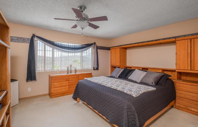 Detail Gallery Image 16 of 26 For 10865 Charing Cross Rd, Spring Valley,  CA 91978 - 4 Beds | 3 Baths