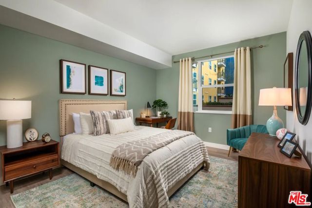 10568 Promenade Gateway, El Monte CA: https://media.crmls.org/mediaz/07eed2a1-98f6-4e84-86e4-a99614d5b557.jpg