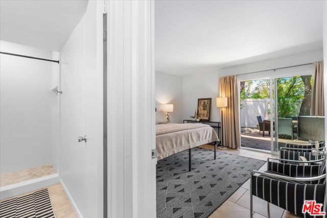 3072 Sunflower Circle, Palm Springs CA: https://media.crmls.org/mediaz/07f24698-8763-4b25-8000-544da90d5c44.jpg