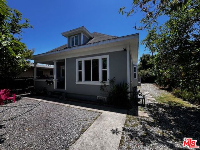 1838 Marine Avenue, Gardena CA: https://media.crmls.org/mediaz/07f56337-aec7-4d25-9ed1-7a6622d7f29e.jpg