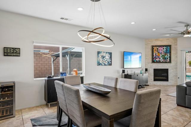 73824 Da Vinci Court, Palm Desert, CA 92211