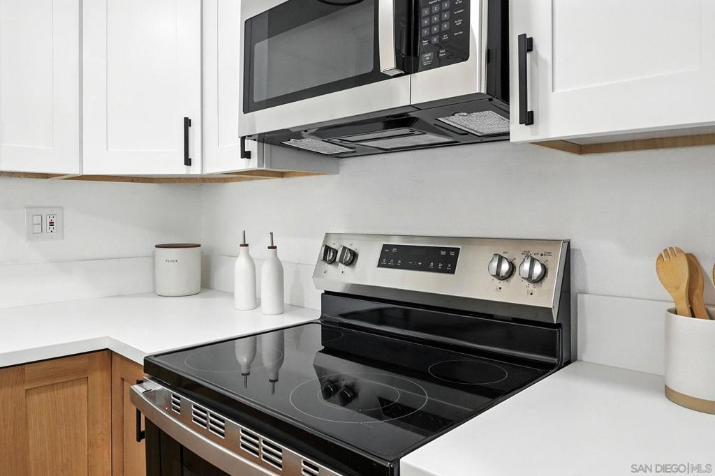 1817 Grand - photo 8