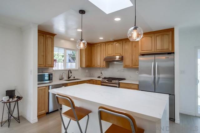 5068 Baxter, San Diego CA: https://media.crmls.org/mediaz/07f66e24-60ea-48e3-ac49-bf31b49a3780.jpg