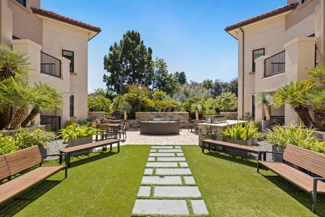 777 Walnut Street, San Carlos CA: https://media.crmls.org/mediaz/07f6bd84-10c1-4195-9576-89921f94144c.jpg