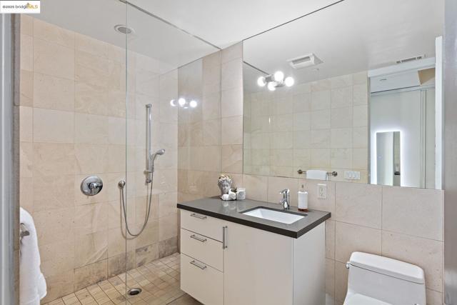 1406 San Pablo Ave, Berkeley CA: https://media.crmls.org/mediaz/07f6cfff-3e0c-494d-aff9-bc6ab8564acb.jpg