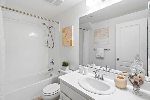 663 Modern Ice Drive, San Jose CA: https://media.crmls.org/mediaz/07f7b203-2e71-47fb-923b-07a48149a0f8.jpg