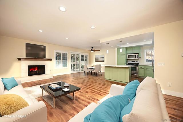 4225 Dusk Ln, Oceanside CA: https://media.crmls.org/mediaz/07f7df5d-0992-4424-8563-30bee11163d1.jpg