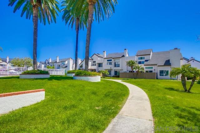 1520 Granite Hills Dr, El Cajon CA: https://media.crmls.org/mediaz/07f7eecf-6426-493f-b463-da8b95b443aa.jpg