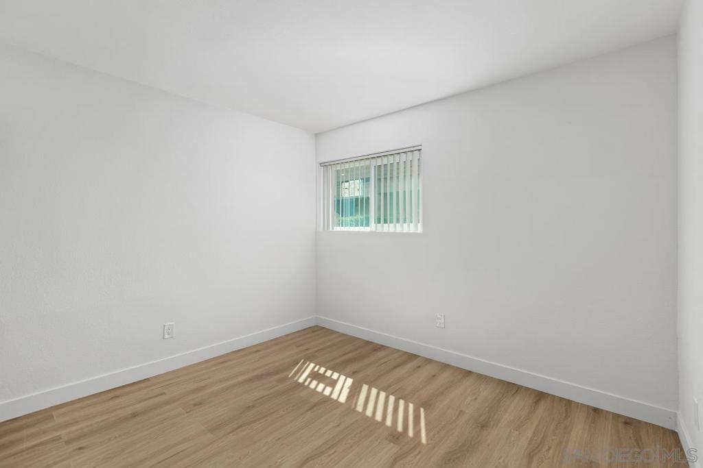 MLS #250037555SD image #12