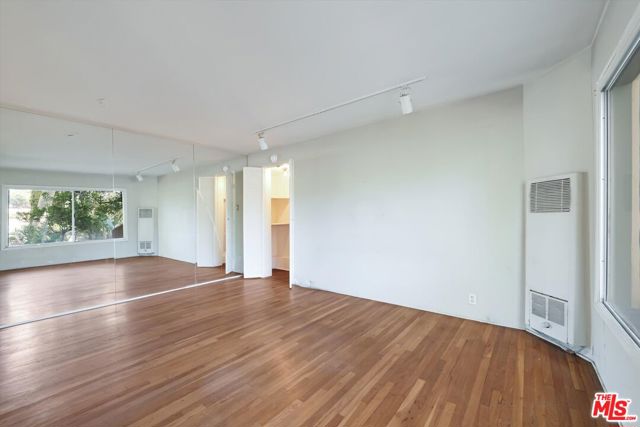 2461 McCready Avenue, Los Angeles CA: https://media.crmls.org/mediaz/07f8c1b4-14b9-4bfc-bb4c-b10924ab0e8c.jpg