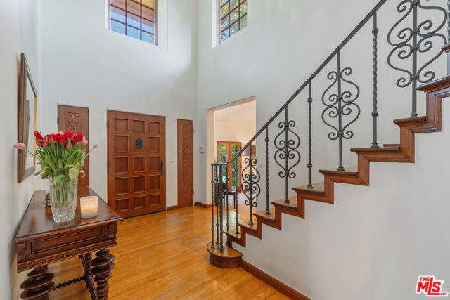 221 S Beverly Glen Boulevard, Los Angeles CA: https://media.crmls.org/mediaz/07f9209a-c39d-401a-a303-0e5c226405b5.jpg