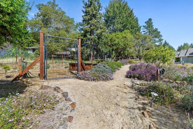 321 Pine Forest Drive, Aptos CA: https://media.crmls.org/mediaz/07fa3d0d-af47-46ce-9867-08943dc3fb15.jpg
