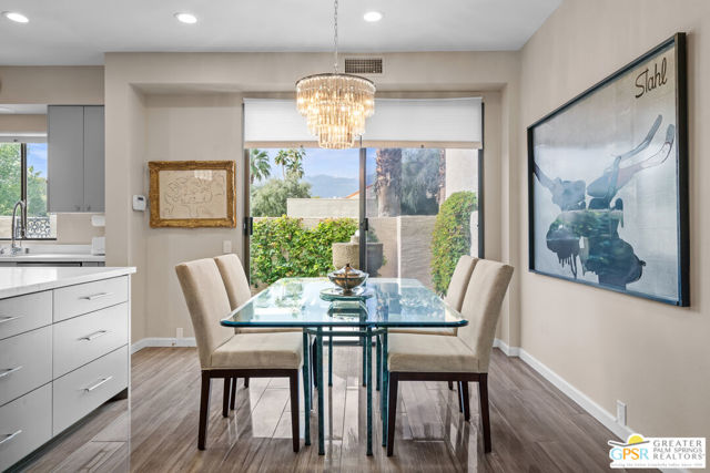 138 Desert West, Rancho Mirage CA: https://media.crmls.org/mediaz/07fb1a70-f020-4a64-9f49-f0f195299a3e.jpg