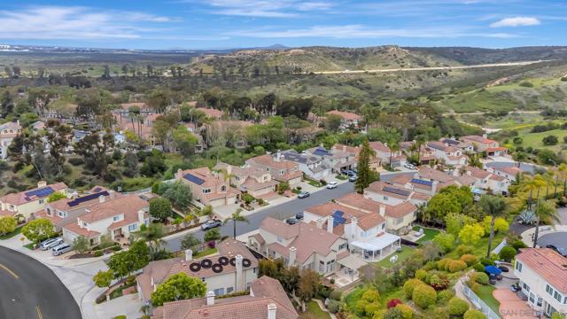 11515 Corte Playa Las Brisas, San Diego CA: https://media.crmls.org/mediaz/07fbae30-7f2d-4083-9d85-1810e764c95b.jpg