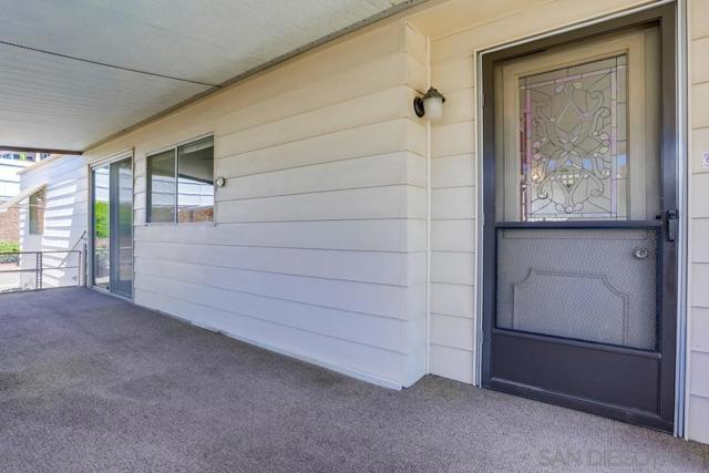 650 S Rancho Santa Fe RD 44, San Marcos CA: https://media.crmls.org/mediaz/07fbd7d8-d4b9-41df-852c-4ca1abe41460.jpg
