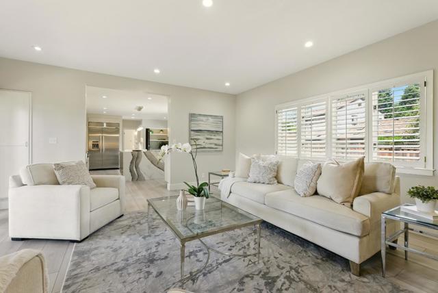 28 W Santa Inez Avenue, San Mateo CA: https://media.crmls.org/mediaz/07fcd6b0-481d-43fd-8881-2bfaf4b7d306.jpg