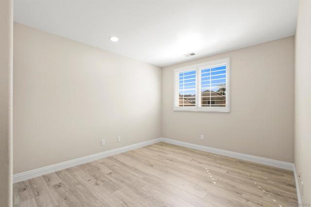 MLS #250039357SD image #24