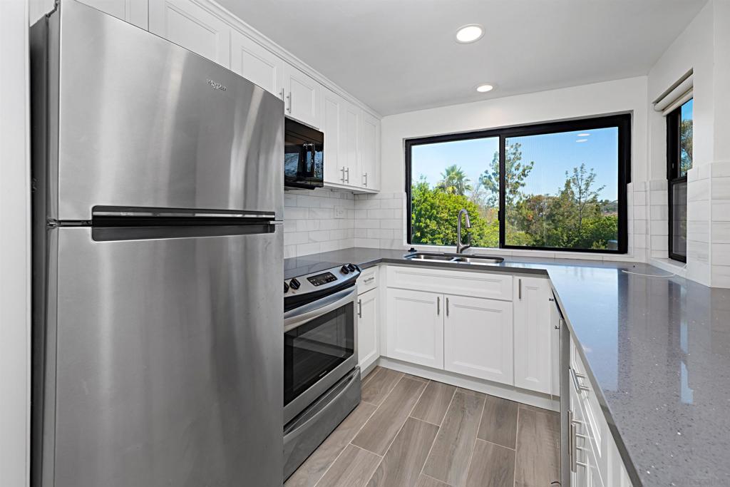 5125 Fontaine Street - photo 10