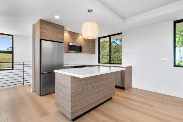 600 Sea View Terrace, La Selva Beach CA: https://media.crmls.org/mediaz/07ff4cfb-05f5-411f-9ab4-90e942df8a16.jpg