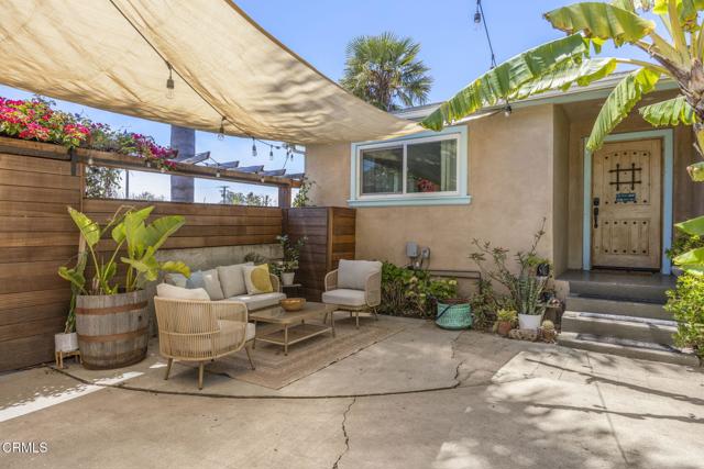 1727 San Nicholas Street, Ventura CA: https://media.crmls.org/mediaz/07ff8135-d765-4ac1-ac83-9d796861e8d2.jpg